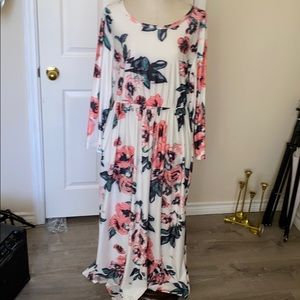 Plus size Floral Maxi